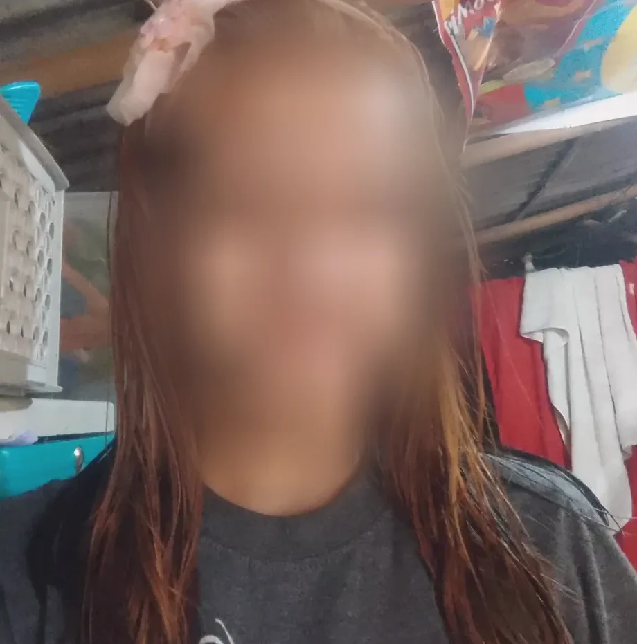 Ella, 31