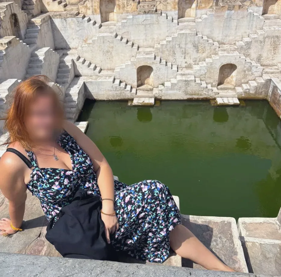 Jenna, 35